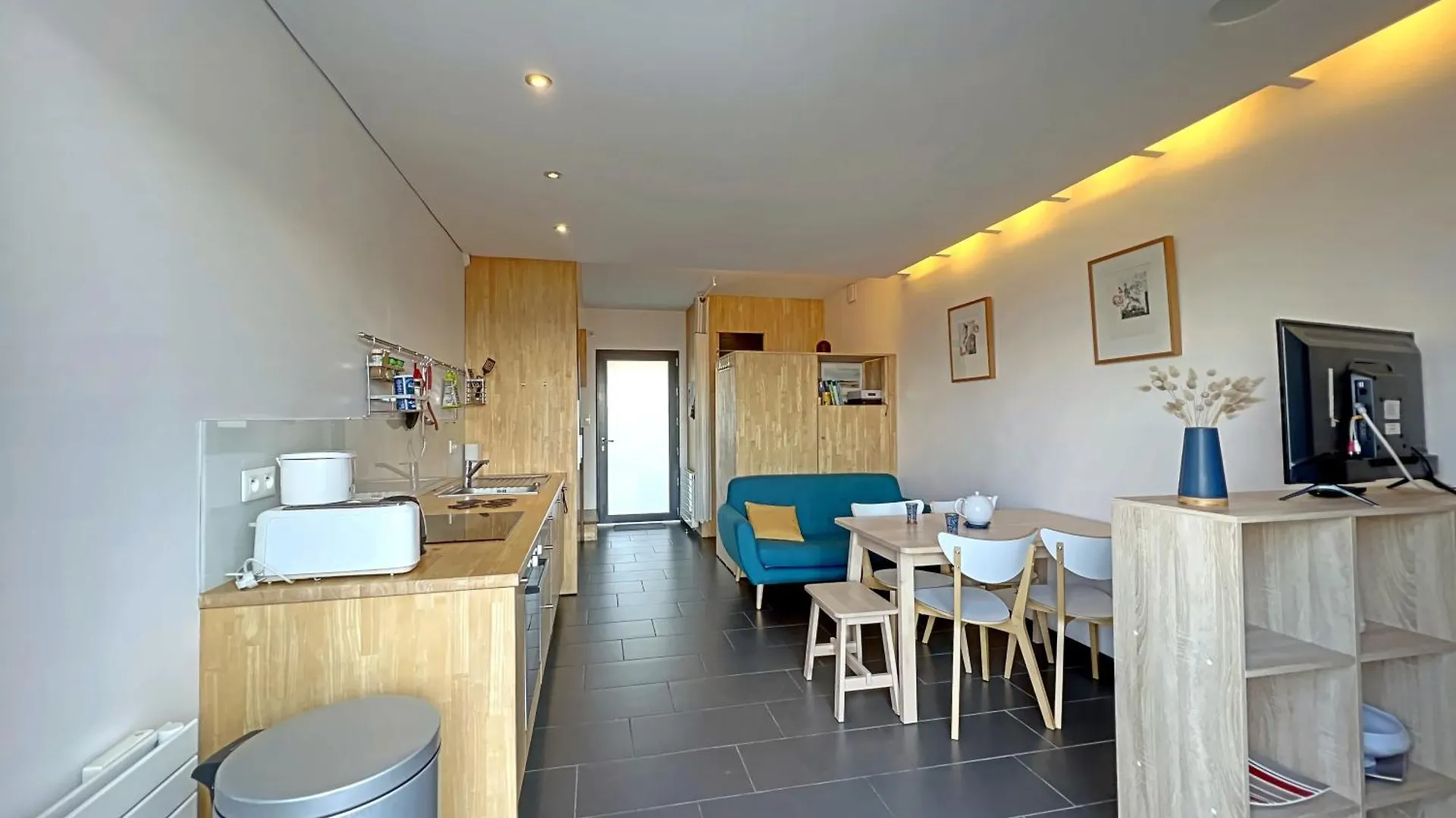 Ref 332 - Gavres Maisonnette Type 3 En Triplex Front De Mer Villa 0*,  France
